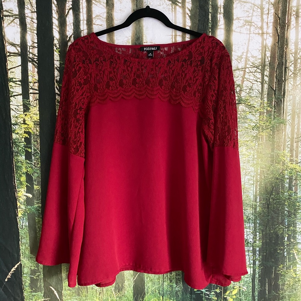 Roz& Ali red blouse